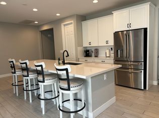 104 Barton Bay Ave, North Las Vegas, NV 89031