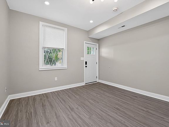 3rd image of 2809 Taylor Ave