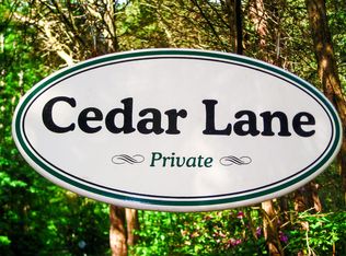 1410 Cedar Ln, Green Lane, PA 18054