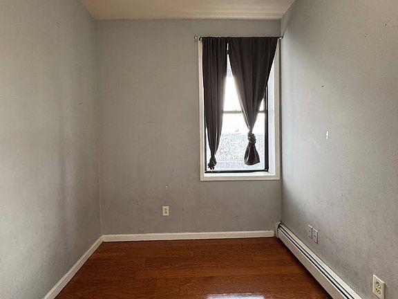 4th image of 133-135 S 7th St #2R