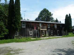 5722 Berry Ln, Little Suamico, WI 54141