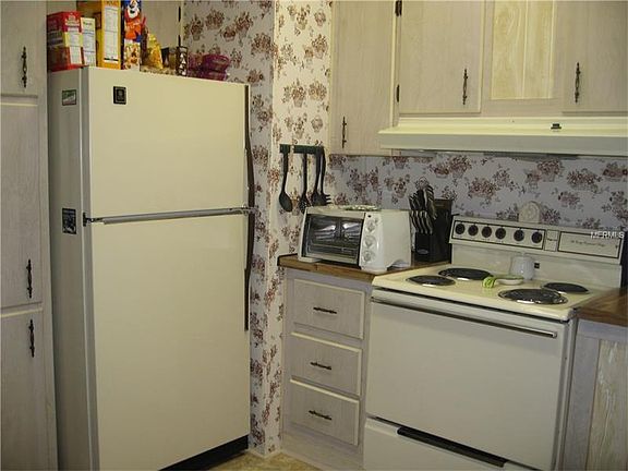 5th image of 712 Oak Blvd