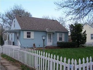 1st image of 2839 S 8th St