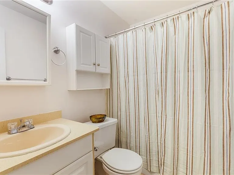 834 Wilson Cir — Photo 8