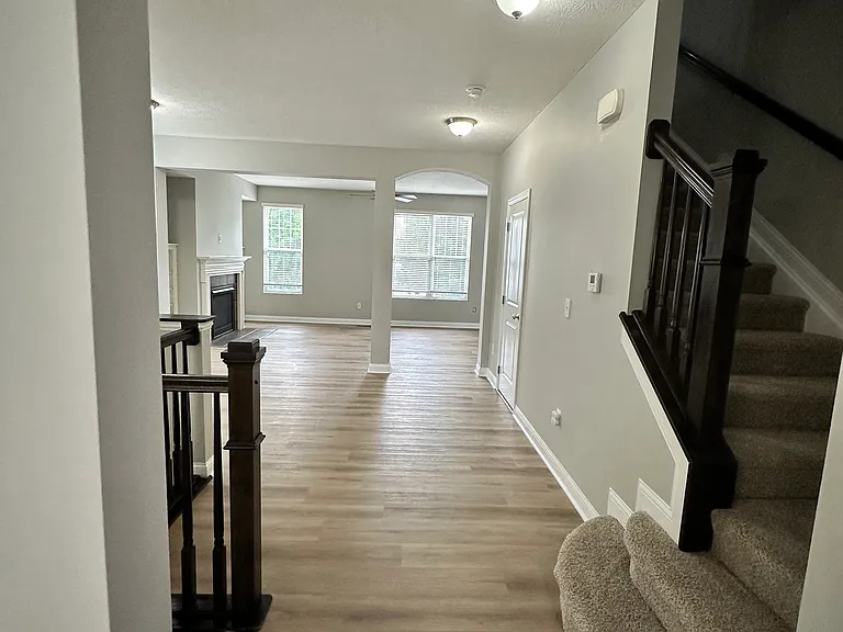 328 Lemery Dr — Photo 5