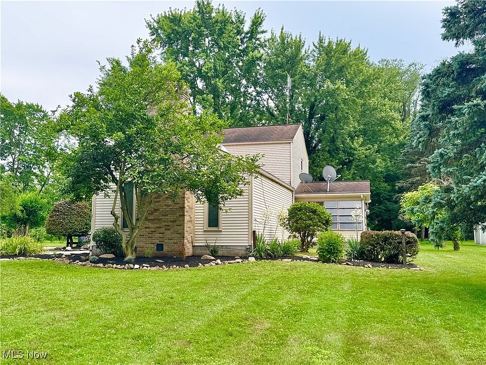 11249 Leffingwell Rd, Berlin Center, OH 44401 | Zillow