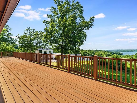 3rd image of 8073 Old White River Rd