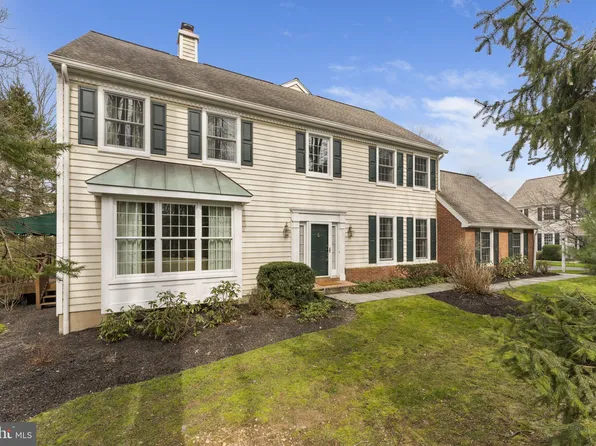 163 Kentsdale Ct, Malvern, PA 19355