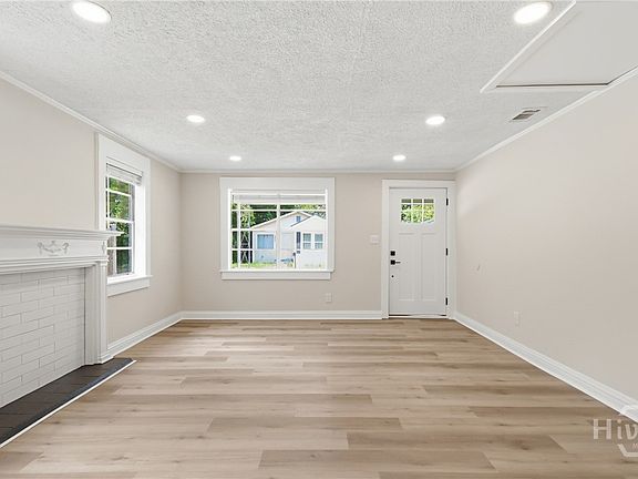 5th image of 4021 1st Street