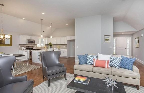 3rd image of 29 Country Club Ln #29