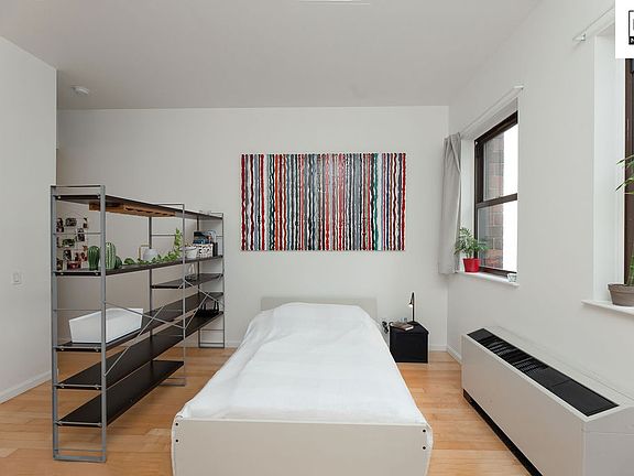 5th image of 20 West St APT 19A