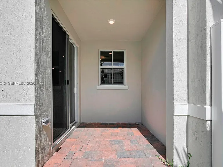 129 SW 171st Way — Photo 38