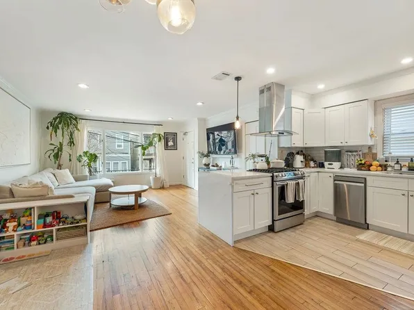 640 38th St #1, Union City, NJ 07087