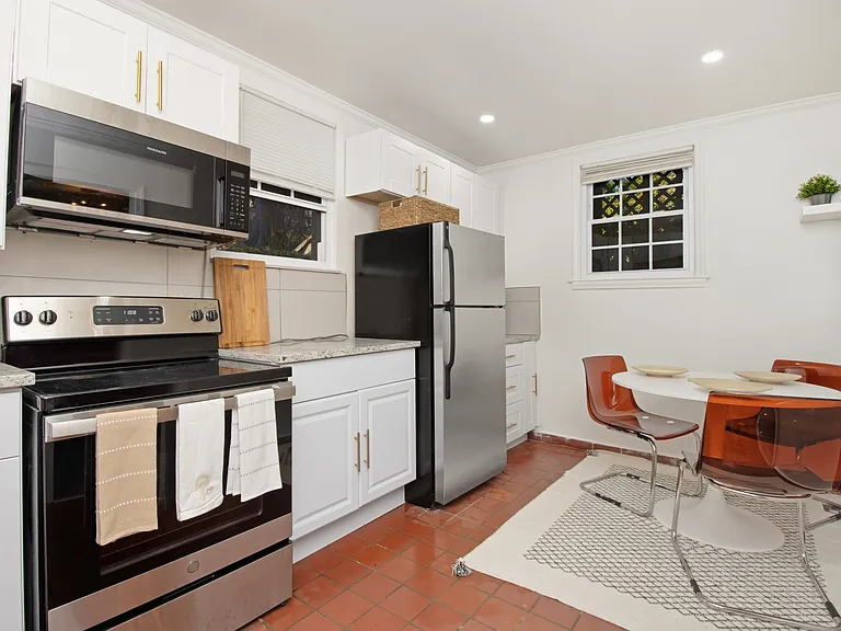 1783 Ridgewood Dr NE #2 — Photo 10