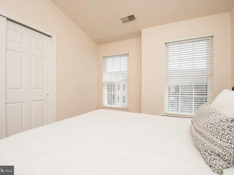 203 Misty Pond Ter — Photo 23