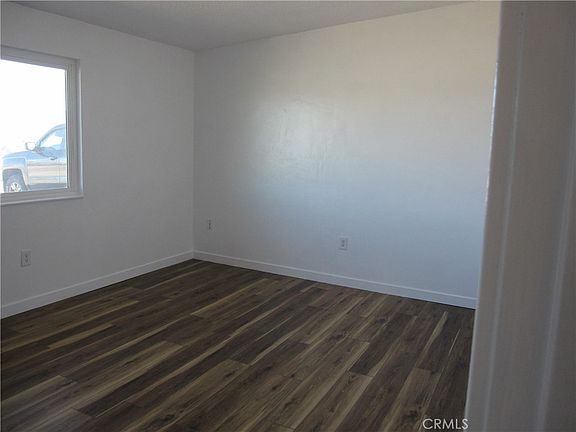 2nd image of 5954 Valley View St