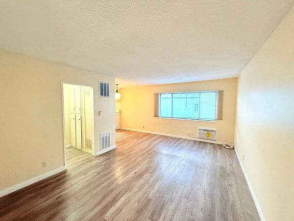 5th image of 1955 S Sherbourne Dr Unit 9