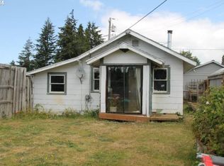 812 Commercial St, North Bend, OR 97459