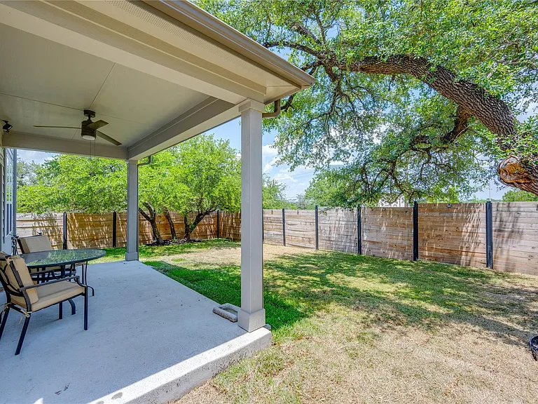 16601 Sydney Carol Ln — Photo 10