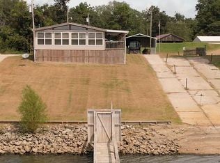 201 Sea Island Dr, Vicksburg, MS 39183