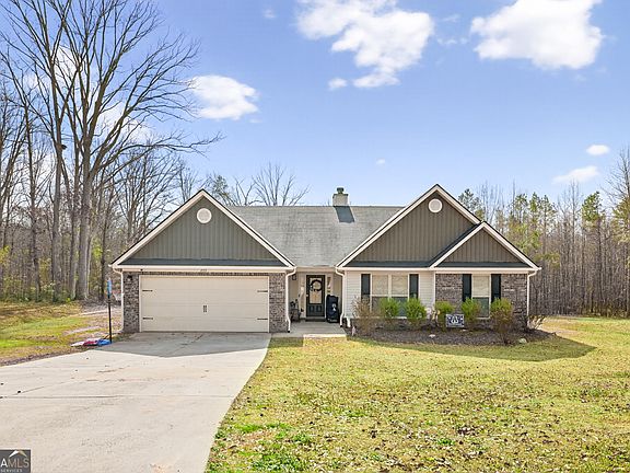 2nd image of 225 Tyler Way