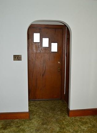 5th image of 25403 Ford Ave