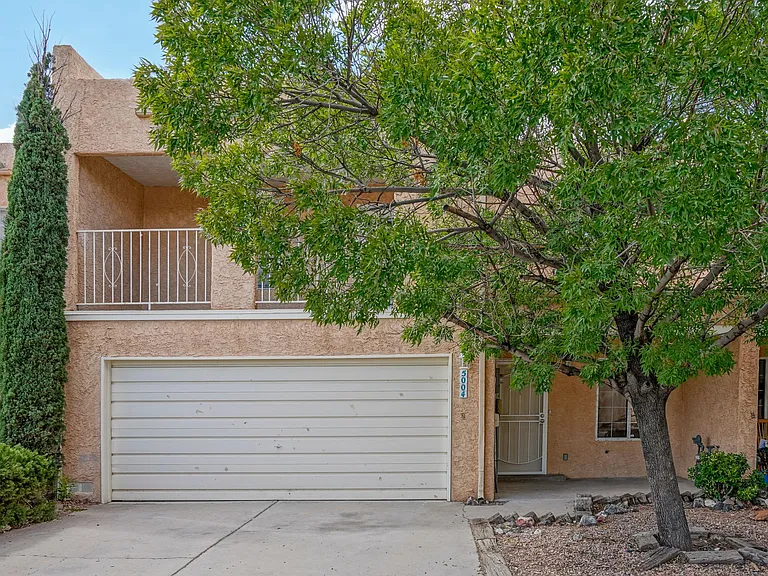 5004 Plateau Ln NW — Photo 1