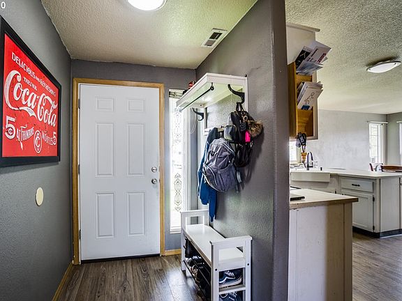 4th image of 5406 NE 79th Ave