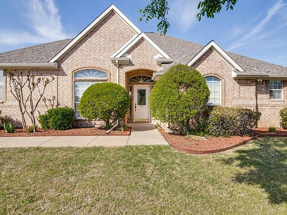 4th image of 1037 W Oaklawn Dr