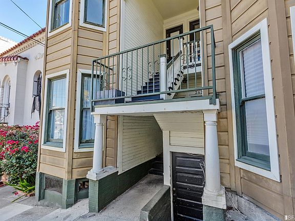 3rd image of 269 Collingwood St