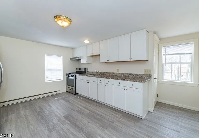 84 Mill St #B — Photo 1