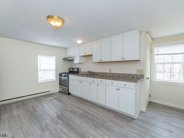 84 Mill St #B