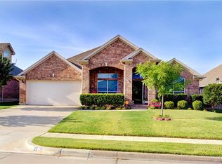 766 Ruby Ct, Burleson, TX 76028