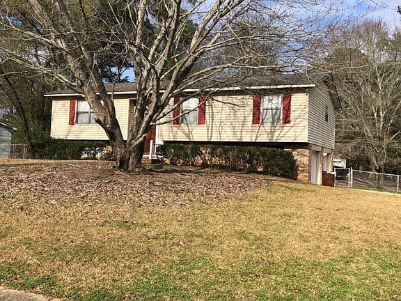 2nd image of 2501 Daly Dr