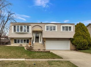 7534 164th Pl, Tinley Park, IL