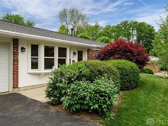 2nd image of 445 Clareridge Ln