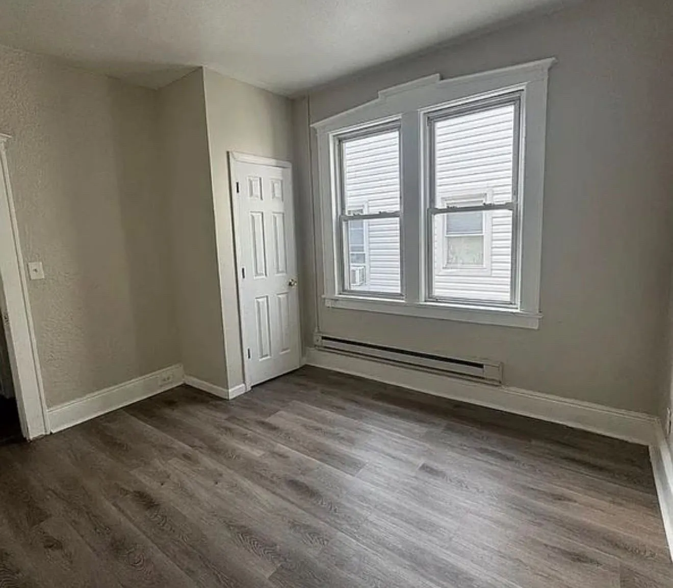 5 Larson Ct — Photo 2