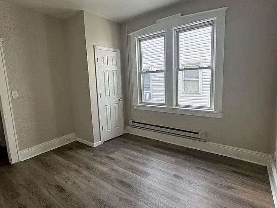 2nd image of 5 Larson Ct #15A