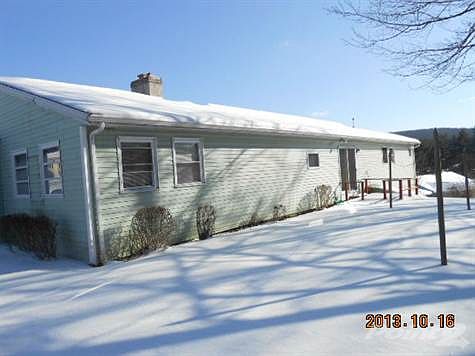 22 TAMAQUA ST. REAR WITH DECK