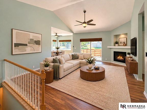 2nd image of 5004 N 145th St