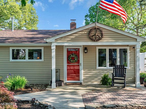 2nd image of 903 Pensacola Road