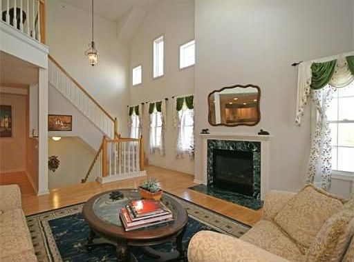 1st image of 23 Village Dr