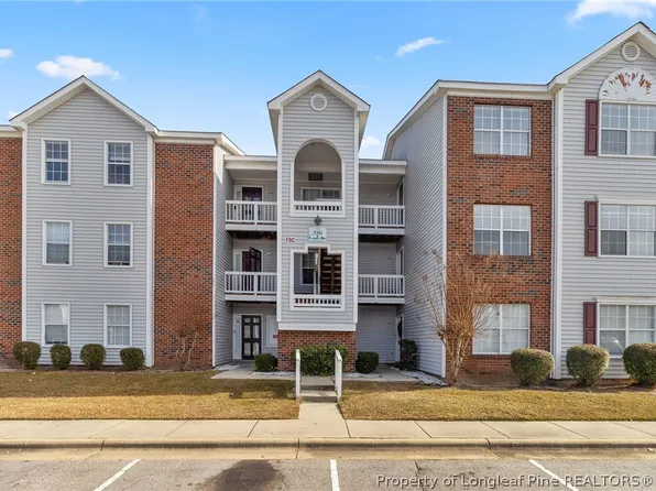 216 Waterdown Dr APT 12, Fayetteville, NC 28314