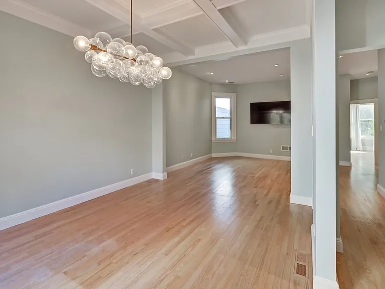 1626 Noe St — Photo 12