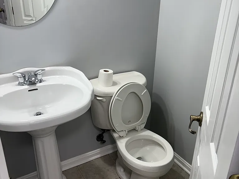 13714 Bidwell Pl — Photo 2