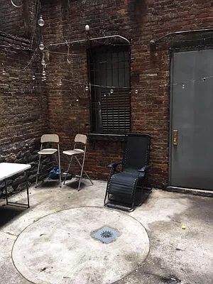 Rented by Compass | media 42