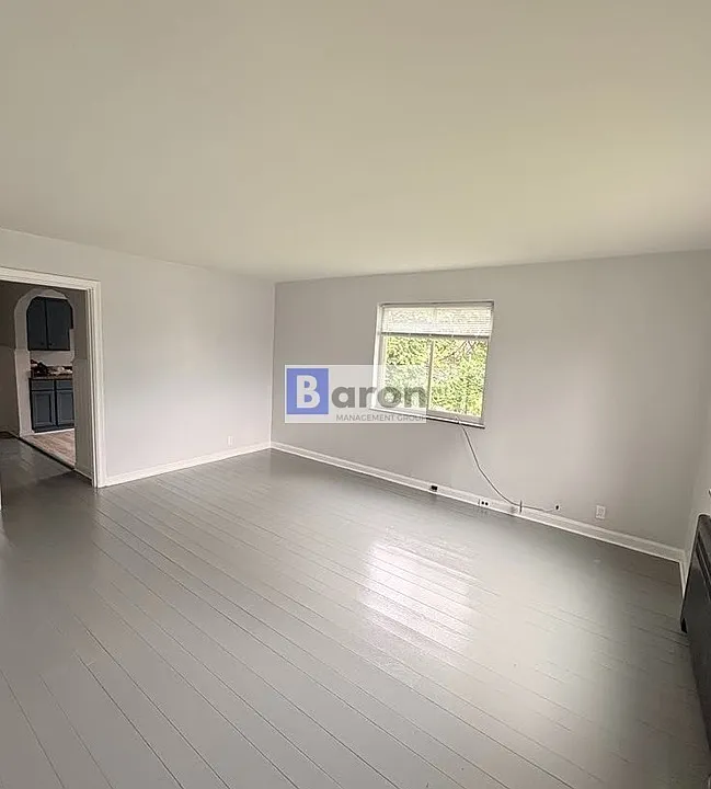 7169 Reading Rd #2