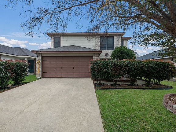 4th image of 7037 Lynn Lake Dr