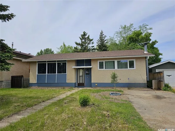 1641 103rd STREET, North Battleford, SK S9A 1L6