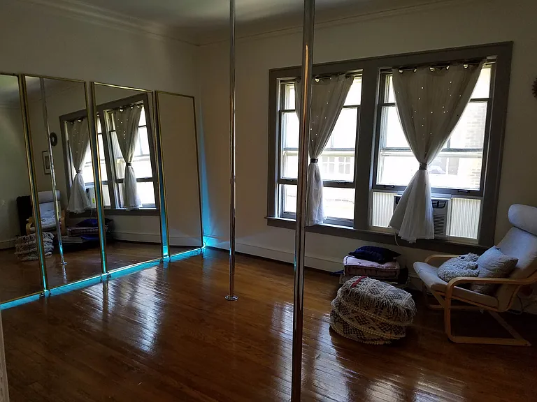 1518 E 59th St #2B — Photo 33